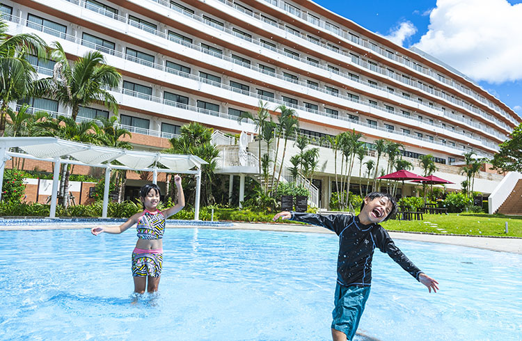 ＜県内最大級のプールが利用可能＞お食事＆プール遊泳パッケージ